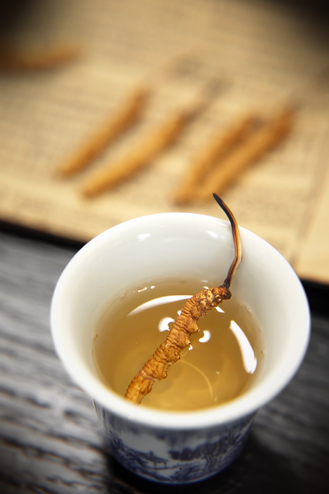 一级干虫草