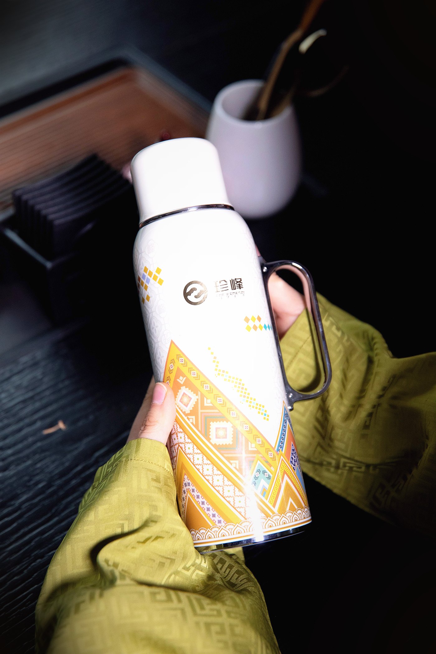 珍峰虫草壶 · 守住 80℃ 那条线
